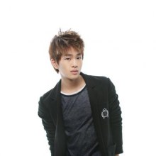 Onew โอนยู