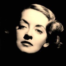 Bette Davis WHAT EVER HAPPENED TO BABY JANE ? 