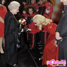 Lady Gaga Meets The Queen Of England