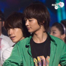 ชอบโหวตด้วยนะ