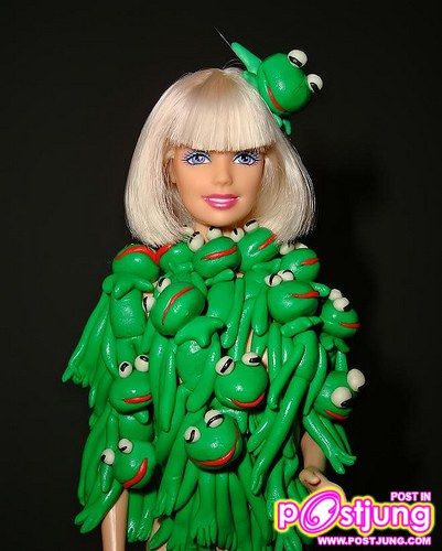 Lady Gaga กะชุดกบมหัศจรรย์