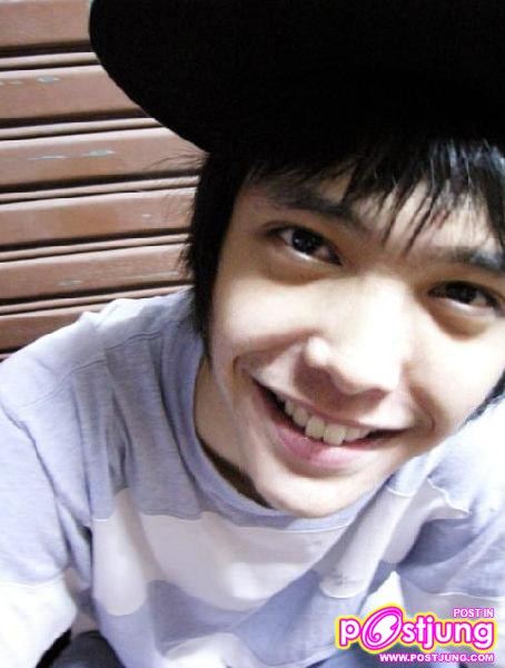 หล่อ