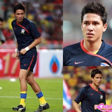 10 นักฟุตบอลไทยขวัญใจสาวแท้สาวเทียม