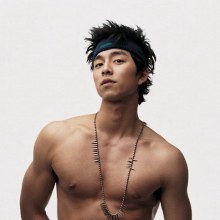 Gong Yoo super sexy!!!!! 