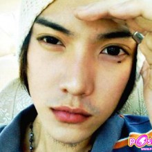 โอ๊ยยย   หล่อ