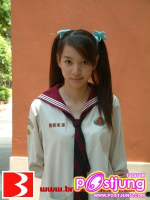 พี่โฟร์ตอนที่ใส่ชุดนักเรียนน่ารักที่สุด