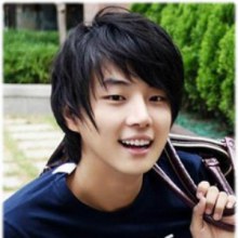 Yoon Shi Yoon