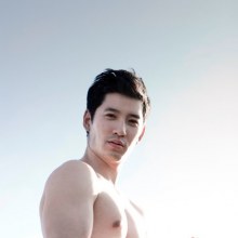 นายแบบตี๋หล่อ