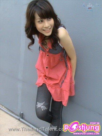       แบ๊ว..แบ๊ว