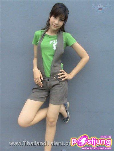       แบ๊ว..แบ๊ว