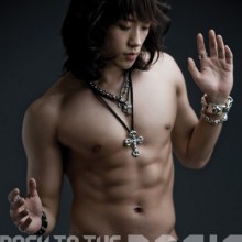 เรน ลุคส์ใหม่ติดขนตาปลอมด้วย!!