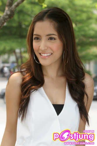 สาวหน้าเข้ม ตาดุ พิ้งกี้