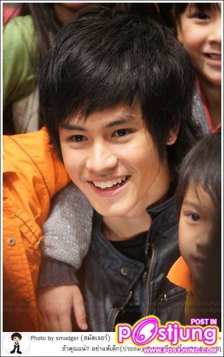 หล่อเกินคำบรรยาย จิงๆ
