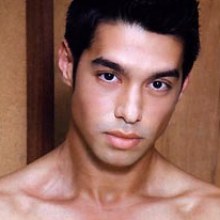 ดี-นครินทร์ นิโครัส มาร์โก นายแบบหนุ่มหล่อหน้าตาคมเข้ม