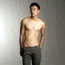 หนุ่มหล่อใส