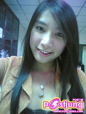 คนนี้ไม่รู้ชื่อไร เหมือนเเตงโมกับอั้ม