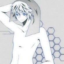 มาเปลือยอกกัน