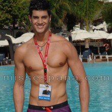 หน้าหล่อ-ท้าชิง “ชายยอดชาย”