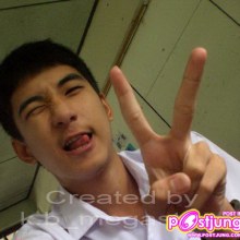 รูปเซน เดอะสตาร์ 6 ในชุดนักศึกษา