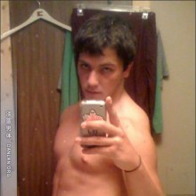 หนุ่มๆกับiphoneต่อ