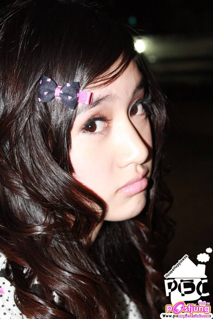 พี่เค้า...ทำไมสวยอย่างนี้