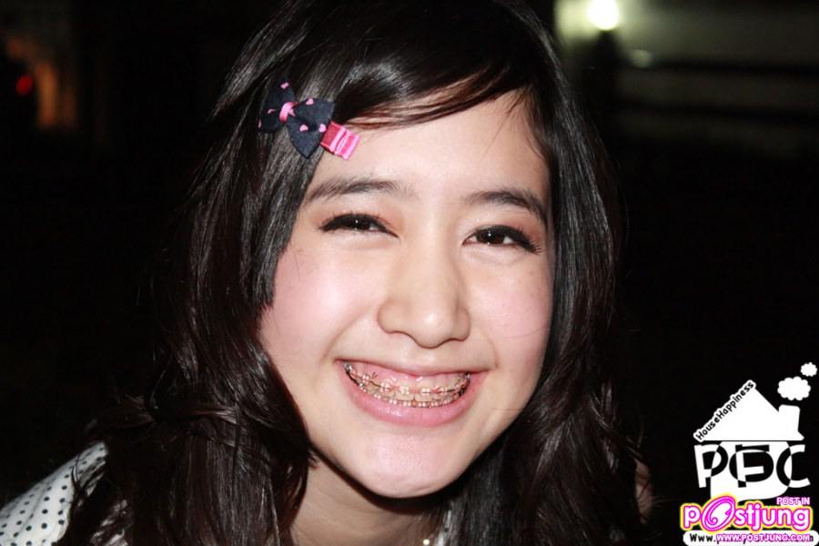 ภาพเหล่านี้แหละค่ะพี่พิมไม่ใส่ BIG EYES