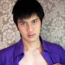 น่ารัก + ใส + ล่ำ + อมชมพูด้วย !!!!!