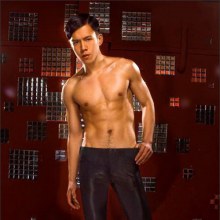 หนุ่มตี๋ถ่ายแบบ