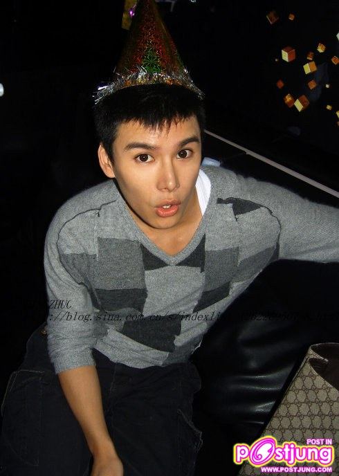 เพื่อนว่าพี่เค้าทำไม่อ่าค่ะ