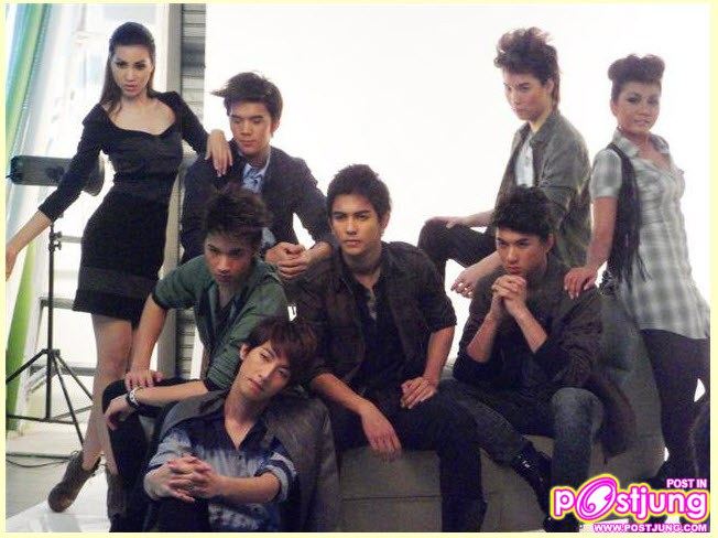 ถ่ายหนังสือ ขวัญเรือน