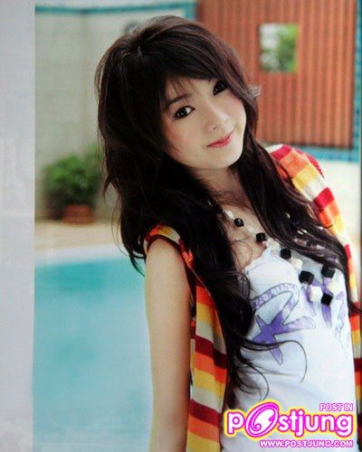 พลอย พงษ์รตี