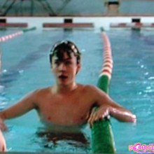 logan lerman ถอดเสื้อ