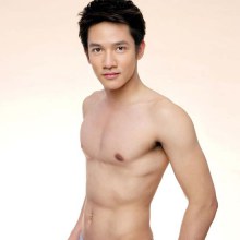 รอน ภัทรภณ โตอุ่น  หล่อ เซ็กซี่ได้ใจจิง.......