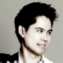 หนุ่มสาวไฮโซสุดฮอต