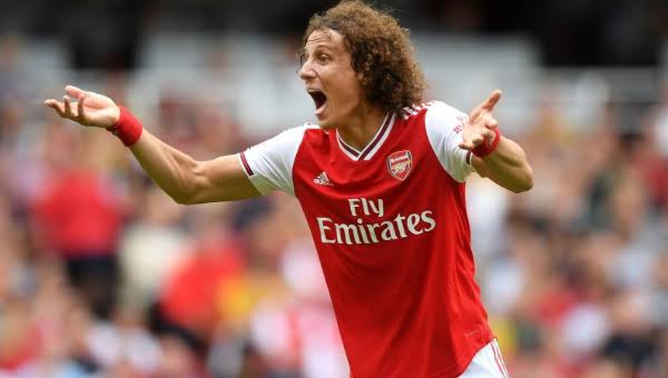 Luiz สวมหมายเลข