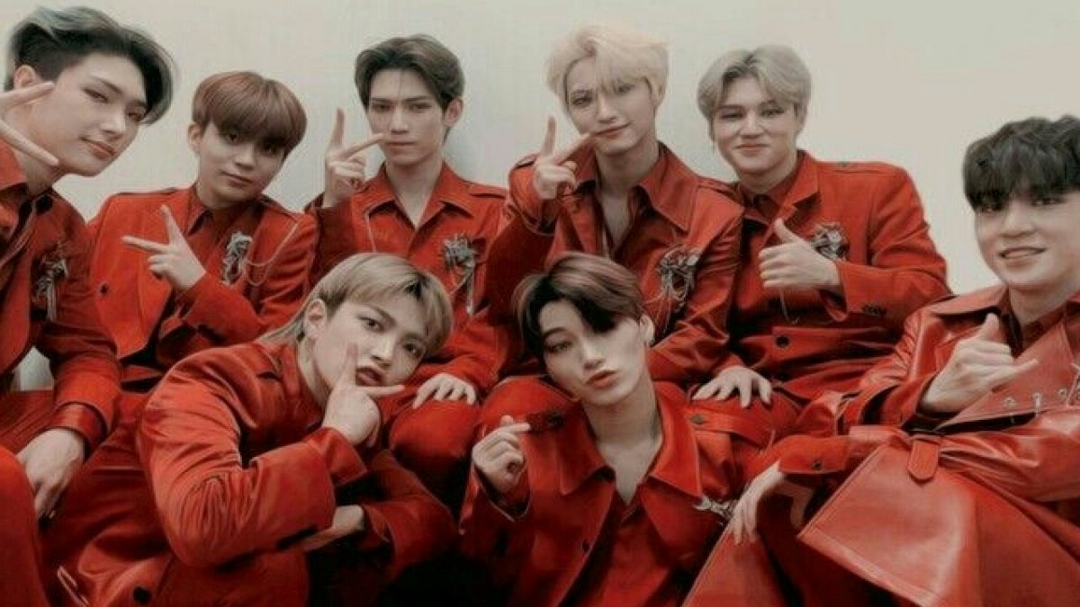 คุณเป็นแฟนของใครในAteez