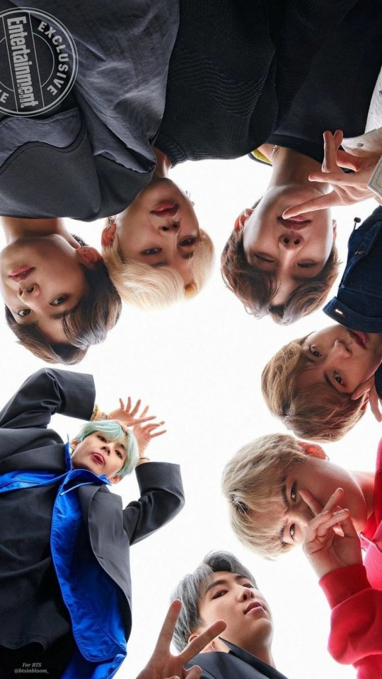 หลังจากนั้น ทุกคนใน BTS ได้บอกชอบคุณทั้งหมดเลย คุณจะรับคำขอของใคร