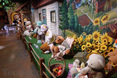 พิพิธภัณฑ์ตุ๊กตาหมีเท็ดดี้แบร์ (Tesuem)