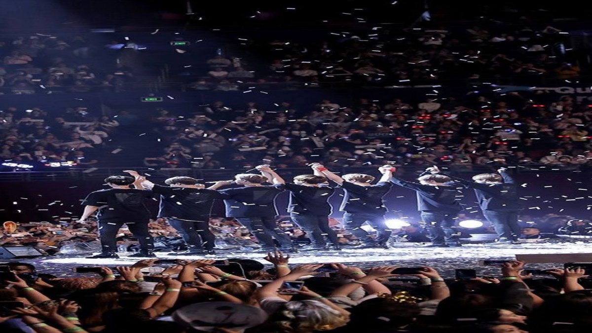 รุ่นพี่ที่คุณชอบคือใคร(bts)