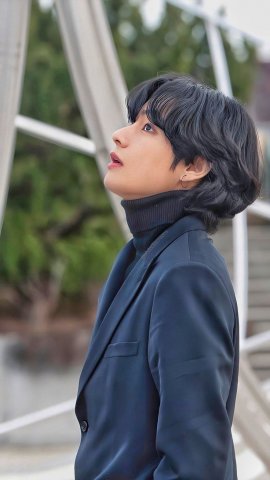 เป็นแฟนพี่ต้องยอมให้พี่จูบน่ะน้อง