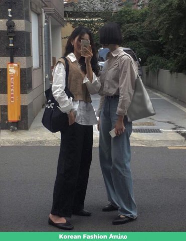 อยู่กับเพื่อน