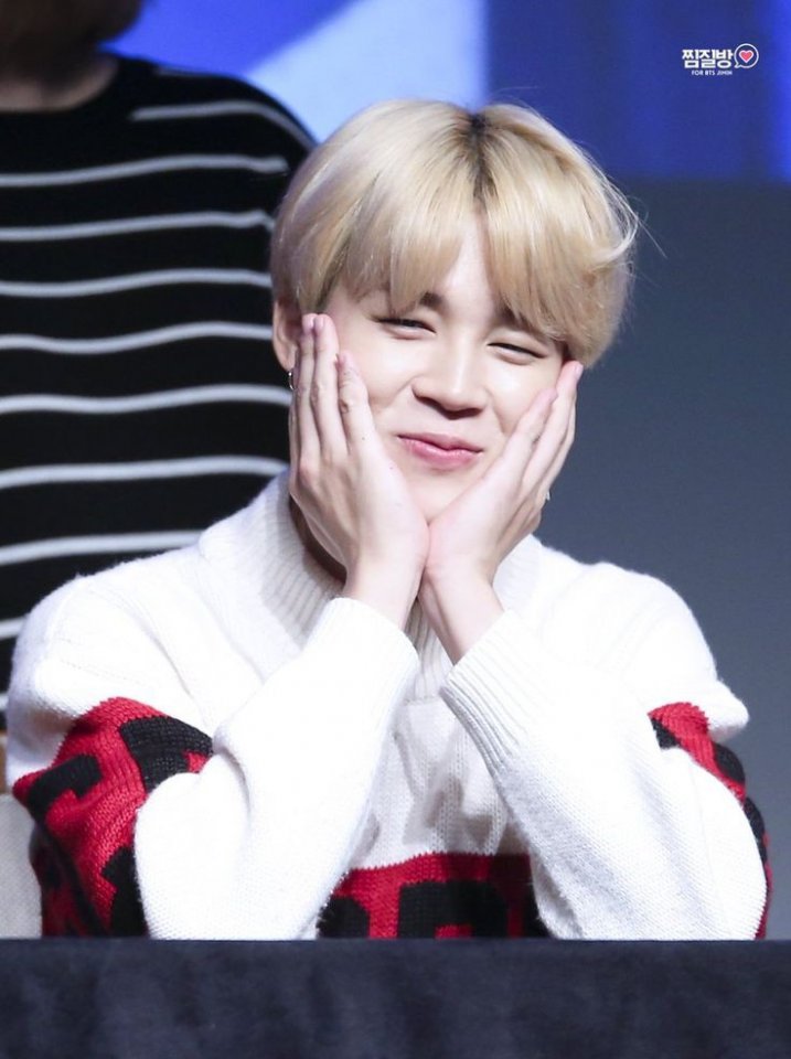 Jimin เข้าร่วมวงเป็นคนที่เท่าไร