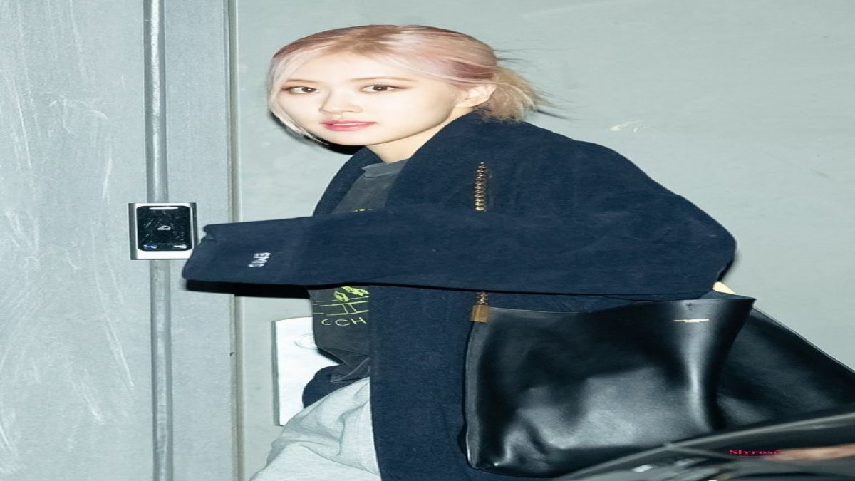 🇦🇹Visit Australia with Rosé🌹