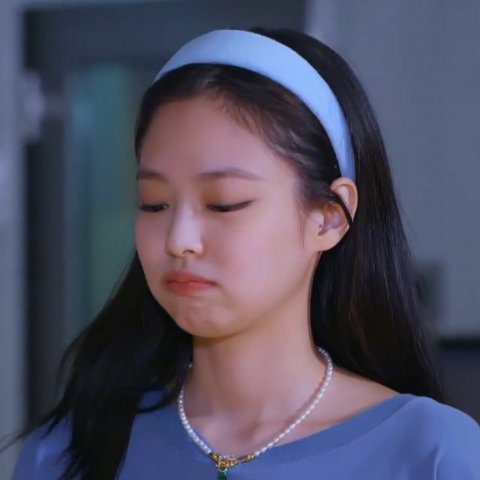 JENNIE - BLACKPINK