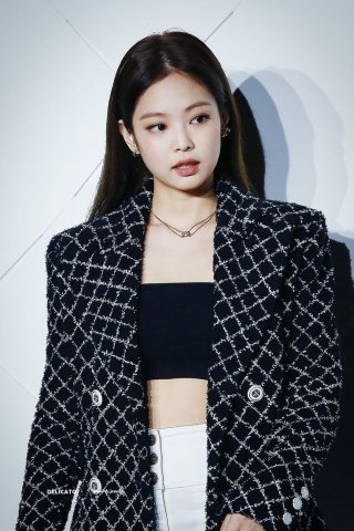 JENNIE - BLACKPINK