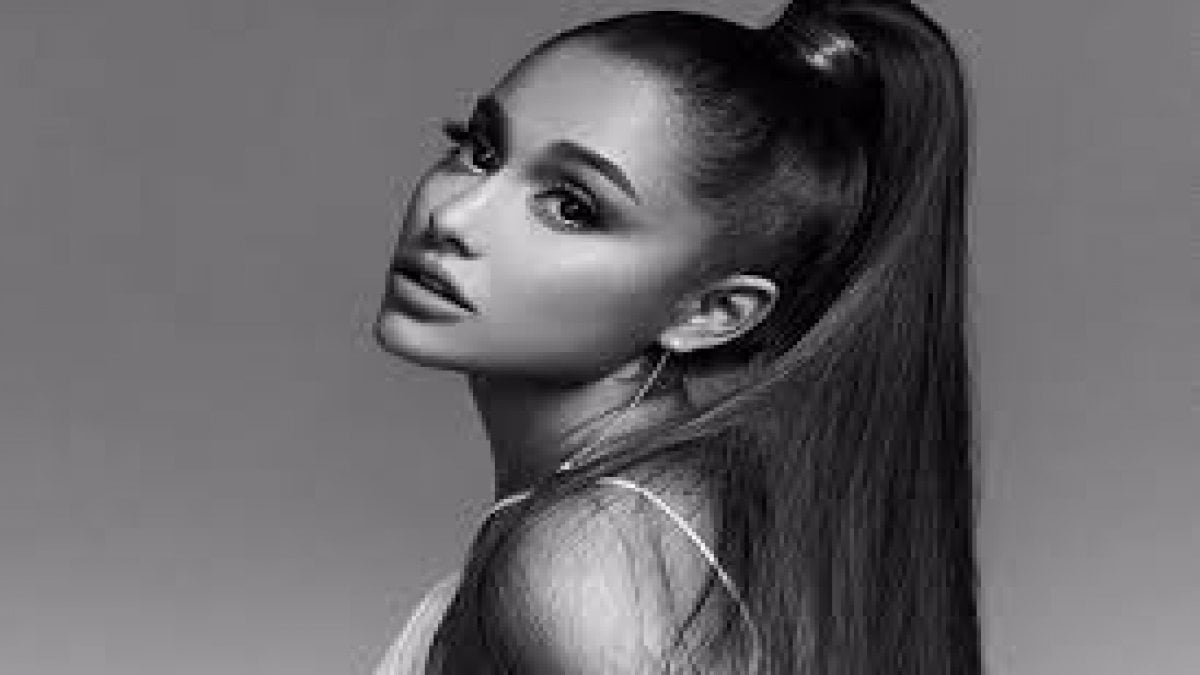 คุณรู้จัก Ariana Grande มาก็แค่ไหน