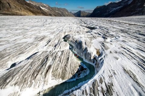 ธารน้ำแข็งกลาเซียร์ (Glacier)