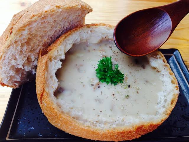 ชิมซุปหอยข้น (Clam Chowder)