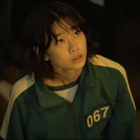 you:เย้ดเข้ แม่งเหมือนในซีรีย์ที่กูดูเรื่องsquid gameเลยว่ะ 5 5 5