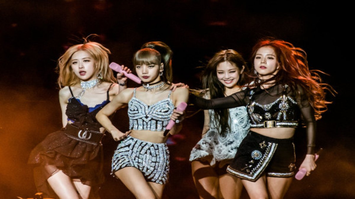 ทายชุด BLACKPINK 4